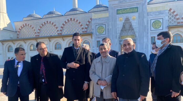 İKUD Genel Başkanı Nihat Atam Eski İran Cumhurbaşkanı Sayın Ahmedinejad Beyefendiyi Konuk Etti.